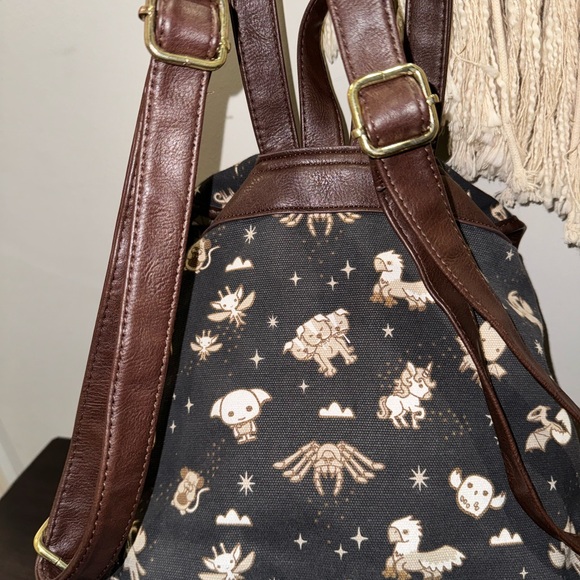 LOUNGEFLY HARRY POTTER CHIBI MAGICAL CREATURE RUCKSACK PREOWNED - Picture 3 of 15
